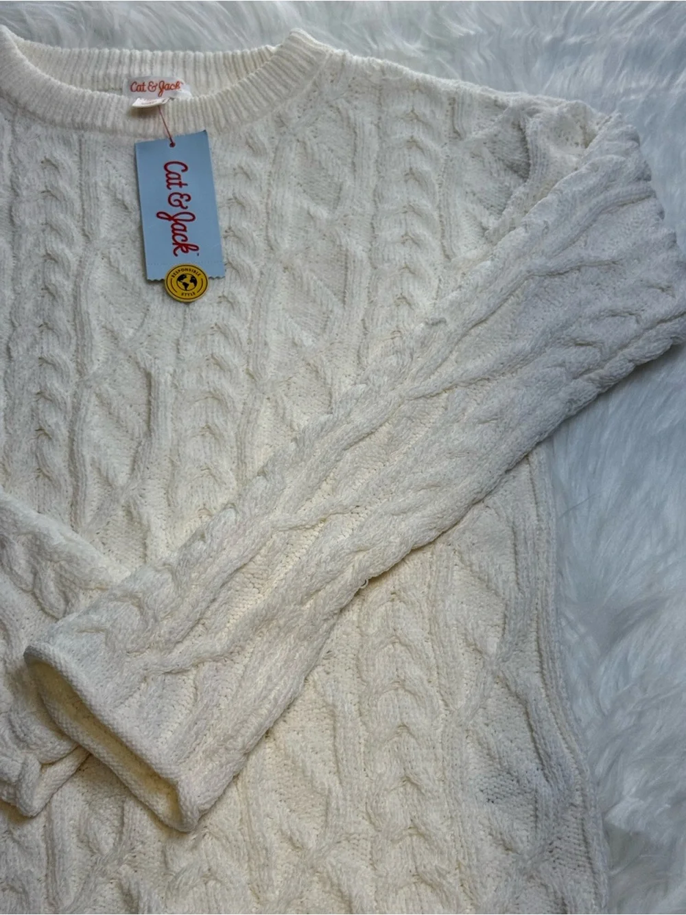 Cat & Jack Girls Cream Cable Knit Sweater Size 10 /12
